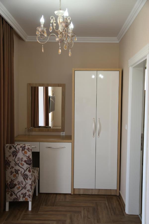 Hotel Metropolis Ulcinj Zewnętrze zdjęcie