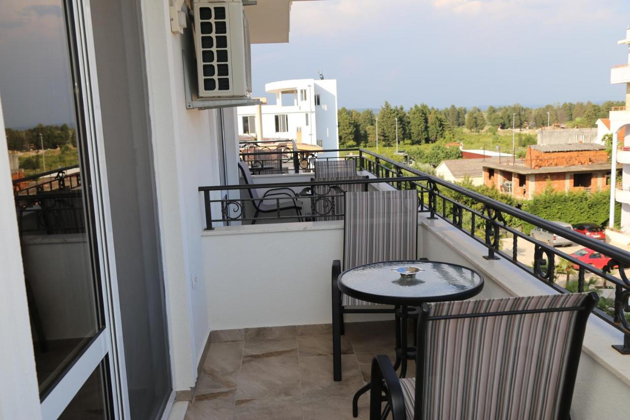 Hotel Metropolis Ulcinj Zewnętrze zdjęcie