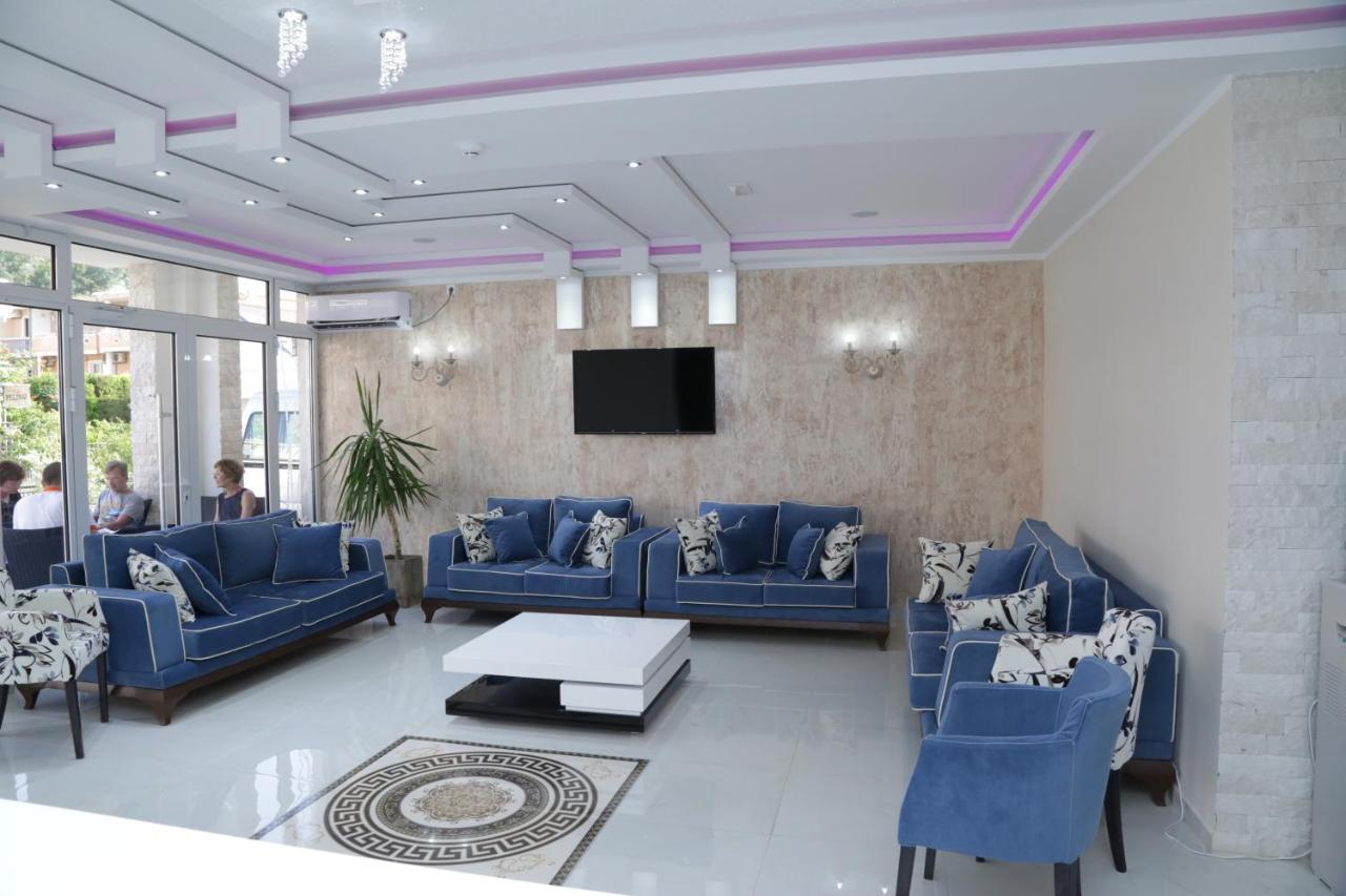 Hotel Metropolis Ulcinj Zewnętrze zdjęcie