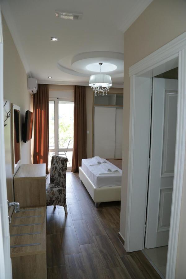 Hotel Metropolis Ulcinj Zewnętrze zdjęcie