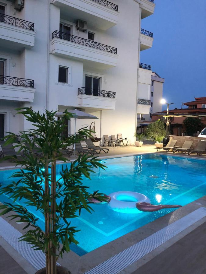 Hotel Metropolis Ulcinj Zewnętrze zdjęcie