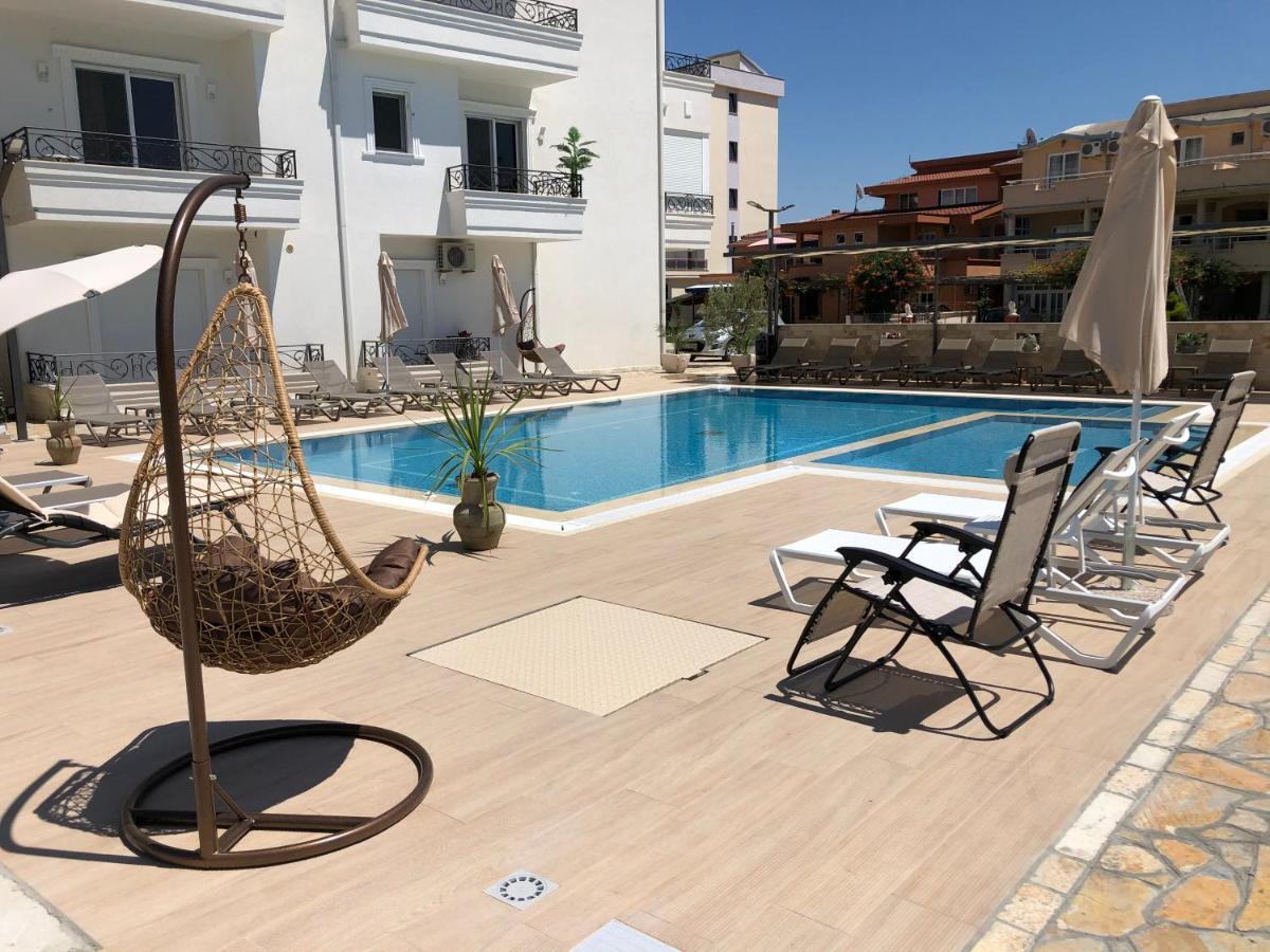 Hotel Metropolis Ulcinj Zewnętrze zdjęcie