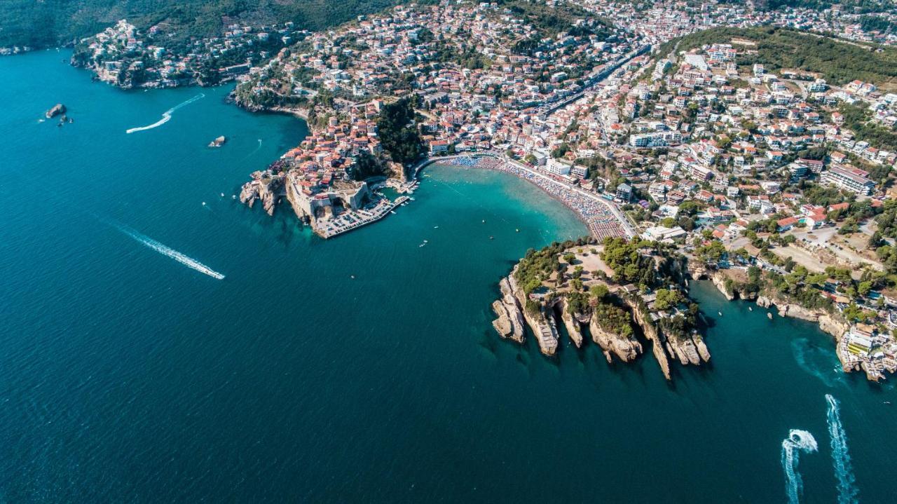 Hotel Metropolis Ulcinj Zewnętrze zdjęcie
