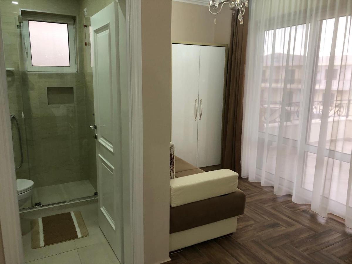Hotel Metropolis Ulcinj Zewnętrze zdjęcie