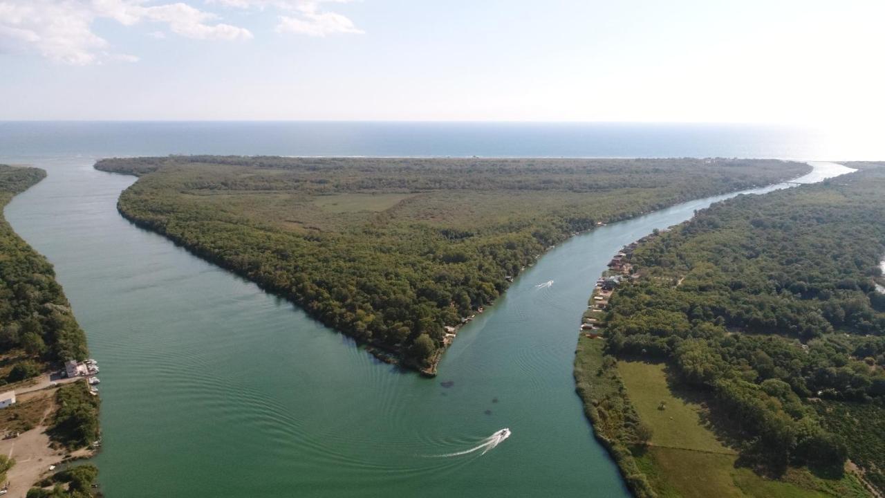 Hotel Metropolis Ulcinj Zewnętrze zdjęcie